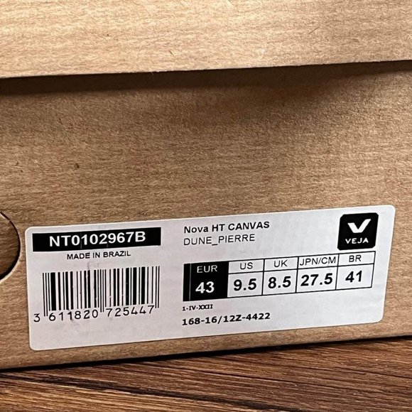 Veja Nova HT Canvas Hi Sneakers Men’s Tan - Picture 8 of 9